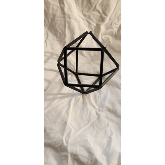 6 In Black Metal Geomtric‎ Tabletop Decor Shelfsitter - Picture 3 of 5